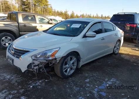 2015 Nissan Altima 2.5 Sl z USA, uszkodzony, nr VIN 1N4AL3AP7FC107679